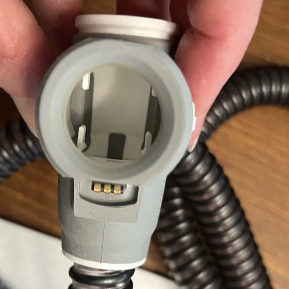 ResMed ClimateLineAir Oxy Cable - Dark Gray - Picture 2 of 3